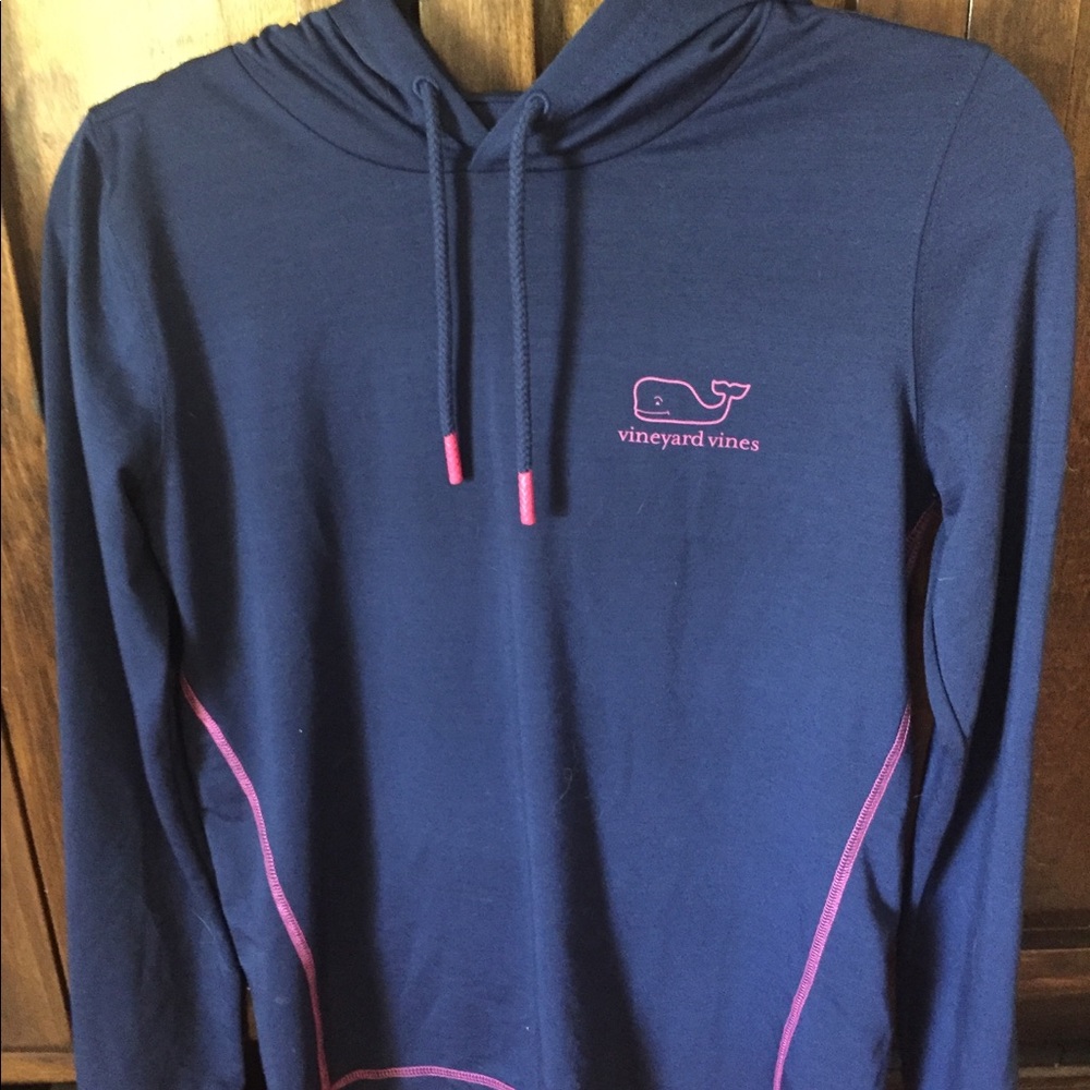 Vineyard Vines hoodie